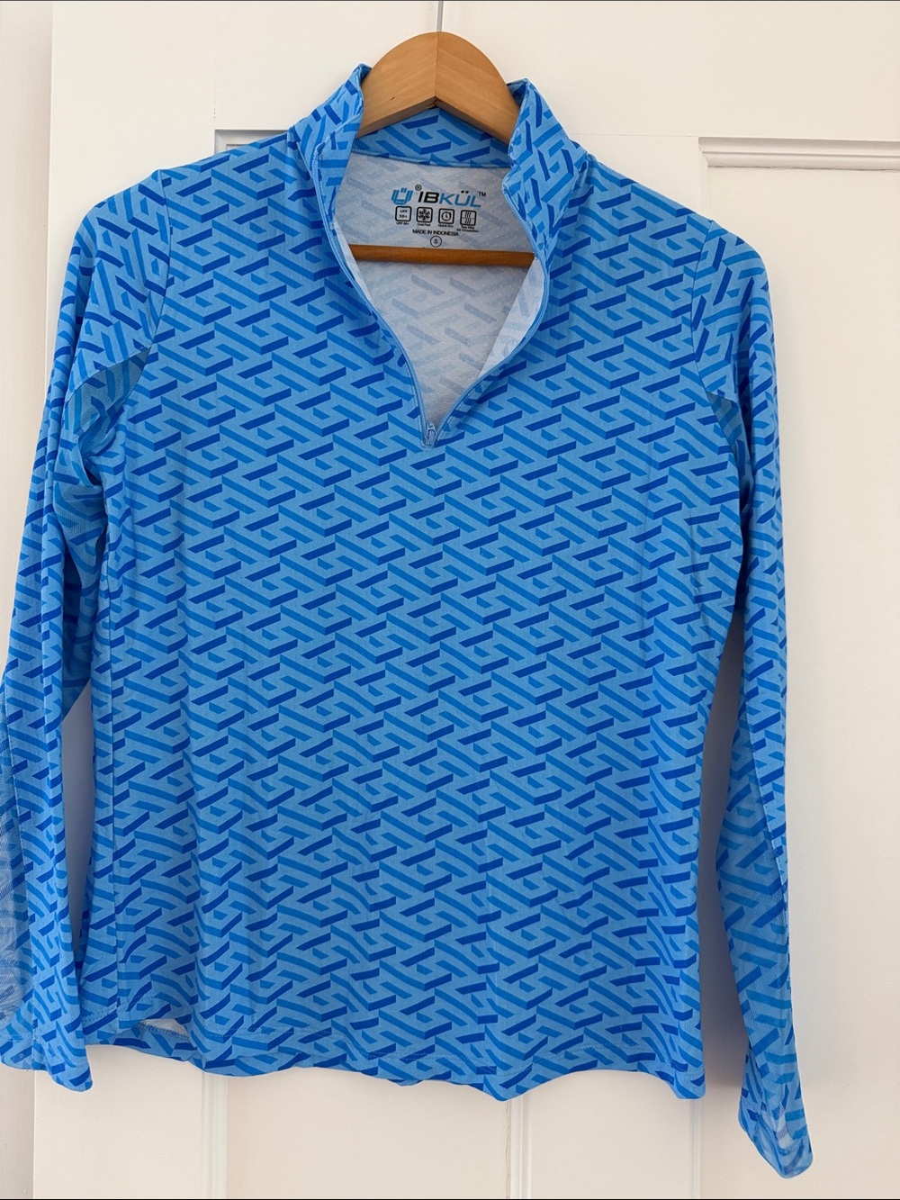 IBKUL Women’s Tennis/Golf Long Sleeve Performance Top